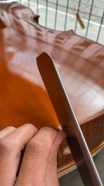 Sawing out space for the lower saddle